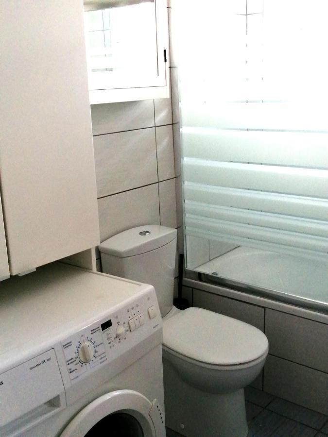 Full House Near The Center Of Athens Apartment ภายนอก รูปภาพ