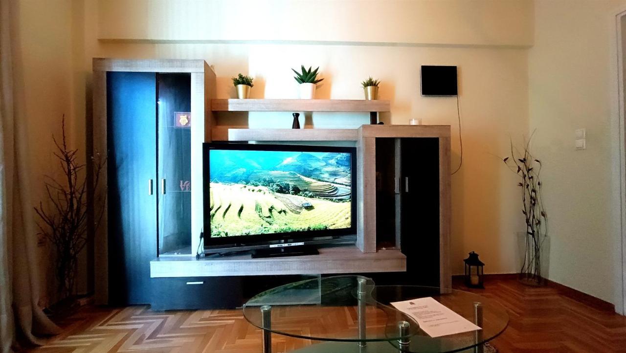 Full House Near The Center Of Athens Apartment ภายนอก รูปภาพ